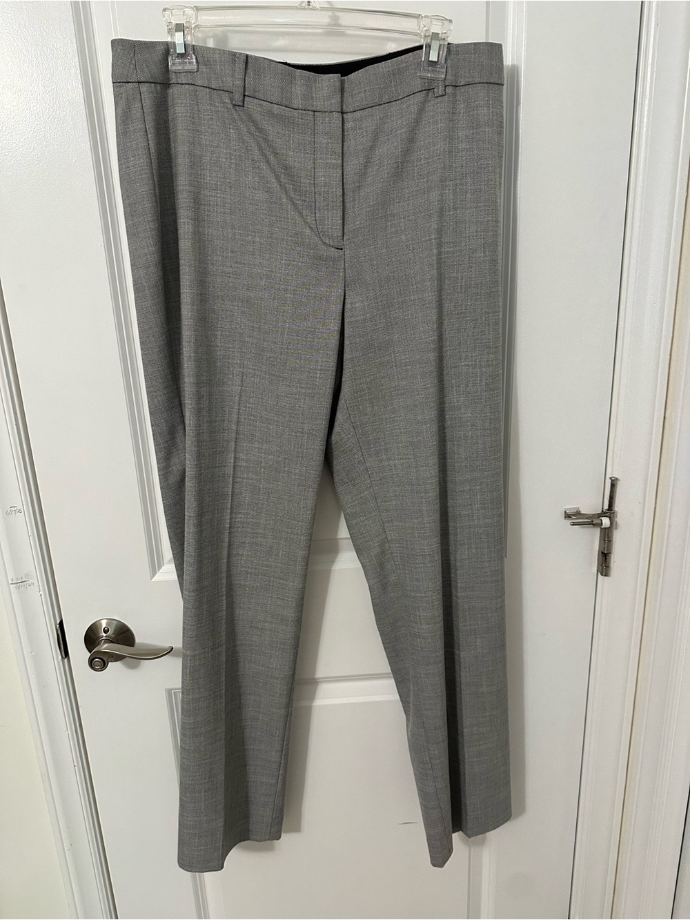 NWOT Talbots Signature Gray Straight-Leg Career Pants Size 10 Stretch Trousers